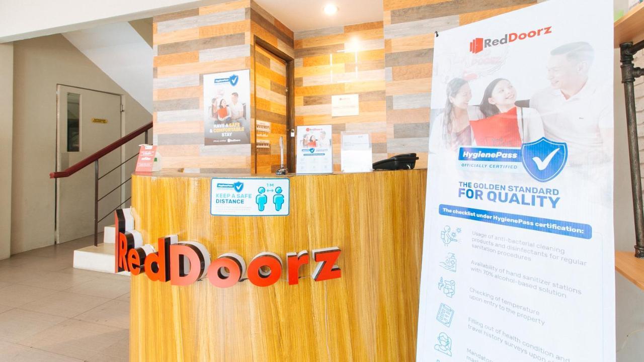 Reddoorz Plus Near Osmena Highway 2 Hotel Manila Exterior foto