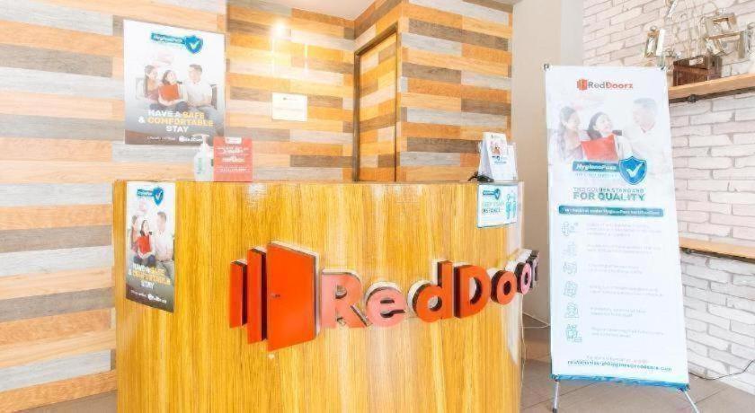 Reddoorz Plus Near Osmena Highway 2 Hotel Manila Exterior foto