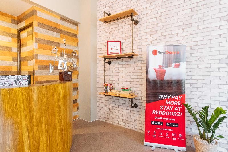 Reddoorz Plus Near Osmena Highway 2 Manila Exterior foto